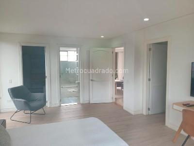 Apartamento de 4 alcobas en venta en El Poblado, Medellín, 277 m² · foto 9 de 16
