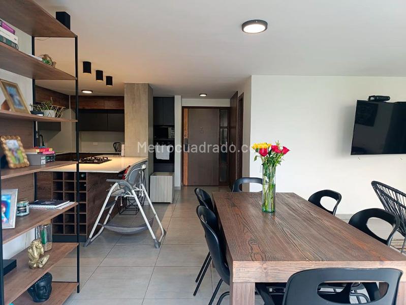 3BR Apartment for Rent & Sale in El Poblado (Gated) - 2