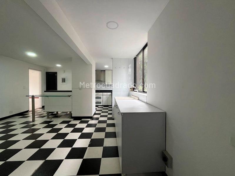 3BR Apartment for Rent in El Poblado with Pool & Elevator - 8