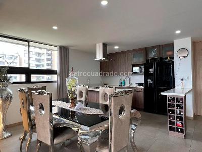 Apartamento de 3 alcobas en venta en Rionegro, Rionegro, 153 m² · foto 2 de 16