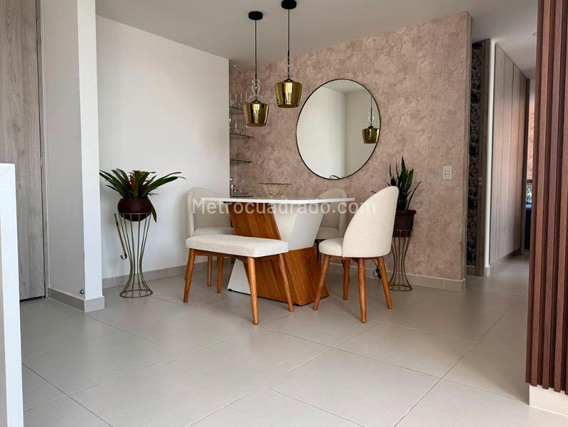 Apartamento de 3 Alcobas con Piscina en El Poblado - 4