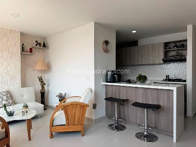 Apartamento de 3 alcobas en arriendo en El Poblado, Medellín, 80 m² · foto 5 de 12