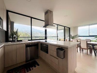 Apartamento de 3 alcobas en venta en Envigado, Envigado, 167 m² · foto 6 de 19