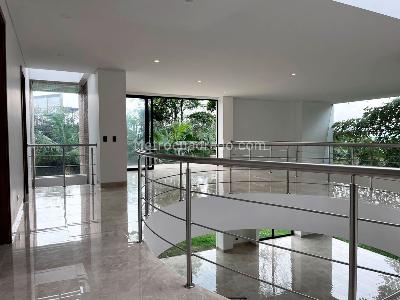 Casa de 3 alcobas en venta en Envigado, Envigado, 406 m² · foto 8 de 20