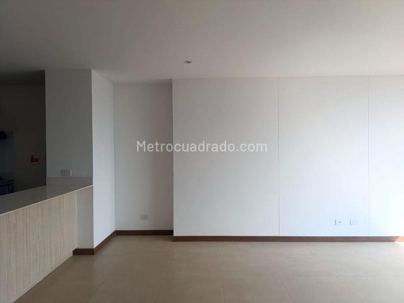 Studio de 1 Alcoba con Estilo y Servicios en El Poblado - 4