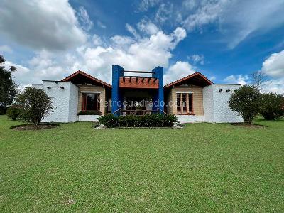 Casa de 2 alcobas en venta en Rionegro, Rionegro, 270 m² · foto 17 de 17