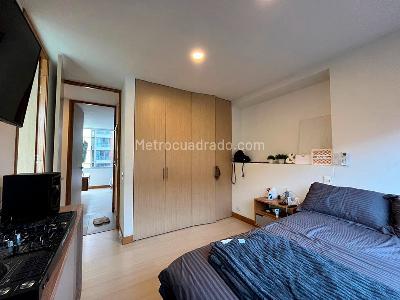 Apartamento de 2 alcobas en venta en El Poblado, Medellín, 105 m² · foto 12 de 15