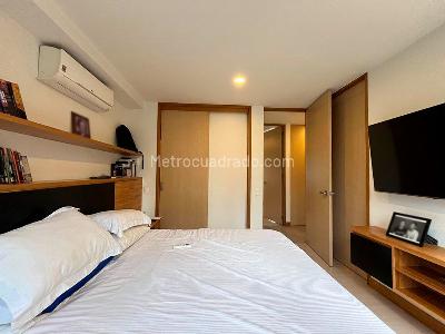 Apartamento de 2 alcobas en venta en El Poblado, Medellín, 105 m² · foto 9 de 15