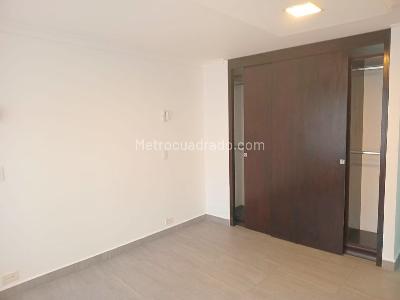 Apartamento de 3 alcobas en venta en El Poblado, Medellín, 155 m² · foto 14 de 19