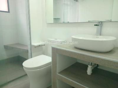Apartamento de 3 alcobas en venta en El Poblado, Medellín, 155 m² · foto 17 de 19