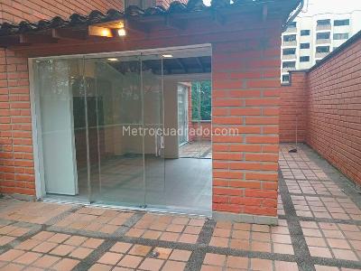 Apartamento de 3 alcobas en venta en El Poblado, Medellín, 155 m² · foto 19 de 19