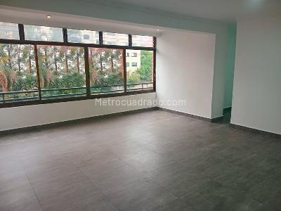 Apartamento de 3 alcobas en venta en El Poblado, Medellín, 155 m² · foto 1 de 19
