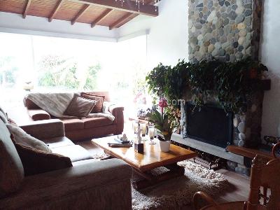 Casa de 4 alcobas en venta en Envigado, Envigado, 385 m² · foto 2 de 20