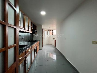 Apartamento de 3 alcobas en arriendo en La Florida, Medellín, 146 m² · foto 6 de 20