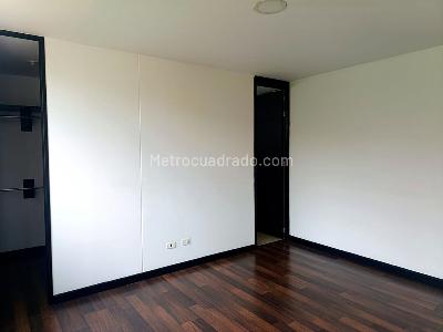 Apartamento de 3 alcobas en arriendo en El Poblado, Medellín, 140 m² · foto 11 de 20