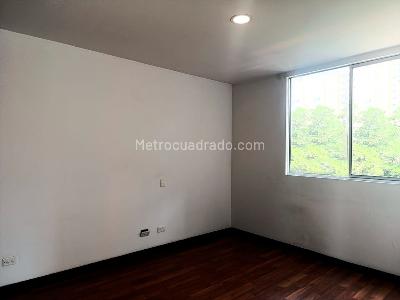 Apartamento de 3 alcobas en arriendo en El Poblado, Medellín, 140 m² · foto 12 de 20