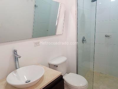 Apartamento de 3 alcobas en arriendo en El Poblado, Medellín, 140 m² · foto 17 de 20