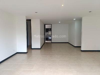 Apartamento de 3 alcobas en arriendo en El Poblado, Medellín, 140 m² · foto 2 de 20