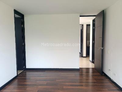 Apartamento de 3 alcobas en arriendo en El Poblado, Medellín, 140 m² · foto 9 de 20