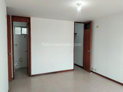 Apartamento de 3 alcobas en arriendo en El Poblado, Medellín, 87 m² · foto 11 de 17