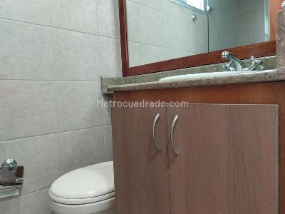 Apartamento de 3 alcobas en arriendo en El Poblado, Medellín, 87 m² · foto 17 de 17
