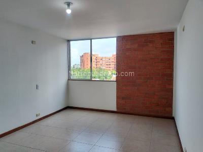 Apartamento de 3 alcobas en arriendo en El Poblado, Medellín, 87 m² · foto 9 de 17