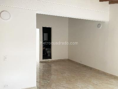 Casa en venta en Envigado, Envigado · foto 9 de 18