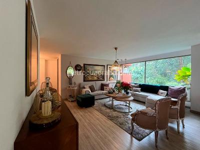 Apartamento en arriendo en El Poblado, Medellín · foto 3 de 19