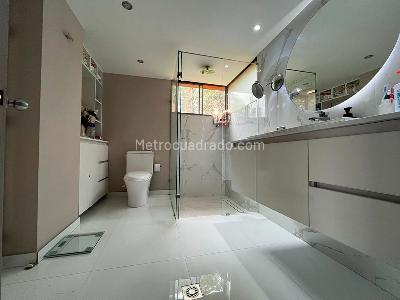 Apartamento en arriendo en El Poblado, Medellín · foto 15 de 19