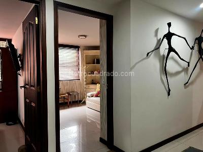 Apartamento de 3 alcobas en arriendo en El Poblado, Medellín, 135 m² · foto 16 de 18