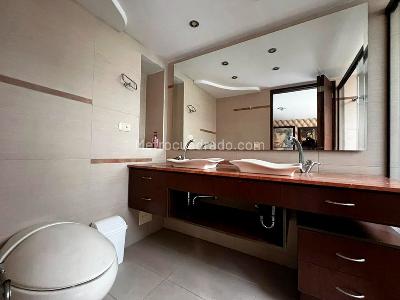 Apartamento de 3 alcobas en arriendo en El Poblado, Medellín, 135 m² · foto 18 de 18