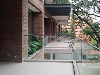 Apartamento de 1 alcoba en venta en El Poblado, Medellín, 90 m² · foto 14 de 14