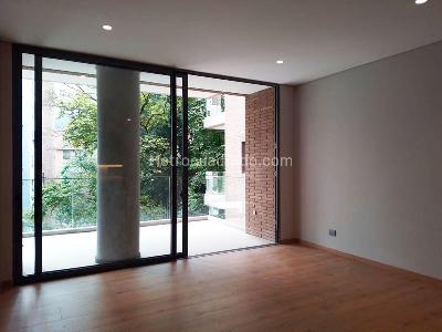 Apartamento de 1 alcoba en venta en El Poblado, Medellín, 90 m² · foto 2 de 14