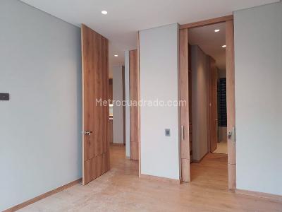 Apartamento de 1 alcoba en venta en El Poblado, Medellín, 90 m² · foto 9 de 14