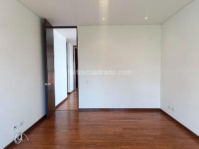Apartamento de 3 alcobas en venta en El Poblado, Medellín, 190 m² · foto 10 de 19