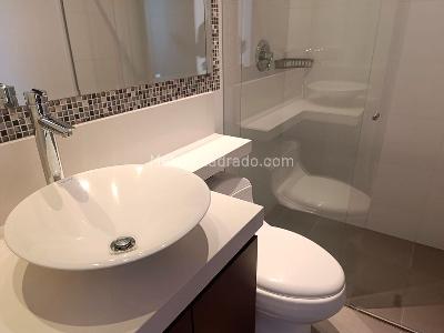 Apartamento de 3 alcobas en venta en El Poblado, Medellín, 190 m² · foto 17 de 19