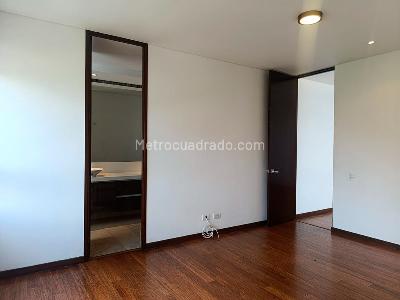 Apartamento de 3 alcobas en venta en El Poblado, Medellín, 190 m² · foto 9 de 19