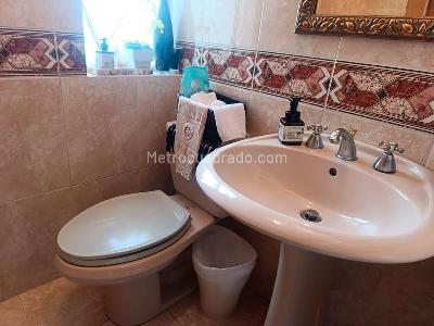 Casa de 4 alcobas en venta en El Poblado, Medellín, 450 m² · foto 19 de 20