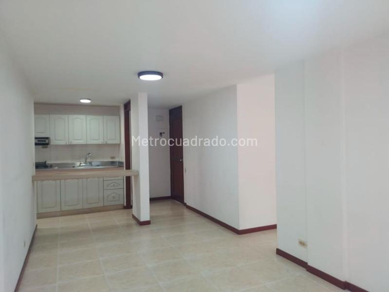 Apartamento de 3 Alcobas en El Poblado (Unidad Cerrada) - 7