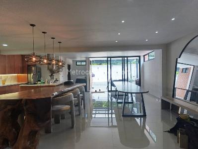 House for rent in EL POBLADO, Medellín