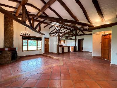 Casa en arriendo en Envigado, Envigado · foto 2 de 20