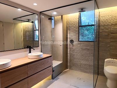 Apartamento de 3 alcobas en venta en El Poblado, Medellín, 165 m² · foto 19 de 20