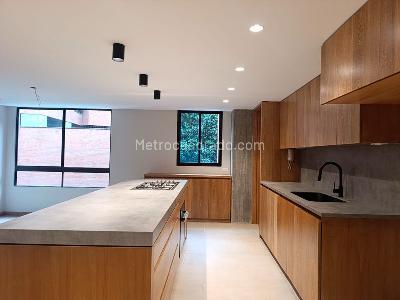 Apartamento de 3 alcobas en venta en El Poblado, Medellín, 165 m² · foto 7 de 20