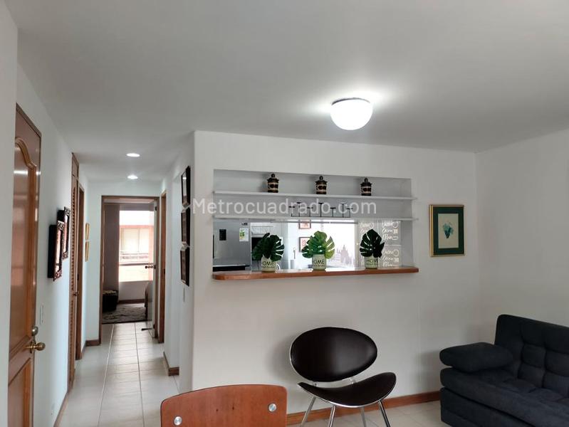 Furnished 1BR Apartment in Central El Poblado - 4