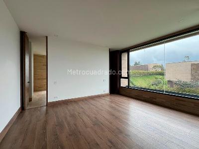Casa de 4 alcobas en venta en Envigado, Envigado, 500 m² · foto 6 de 17