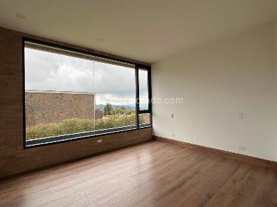 Casa de 4 alcobas en venta en Envigado, Envigado, 500 m² · foto 9 de 17