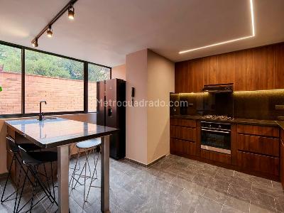 Apartamento en venta en El Poblado, Medellín · foto 12 de 20