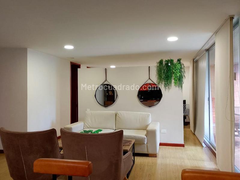 1BR Studio with Balcony and Covered Parking in El Poblado - 4
