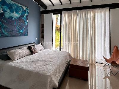 Casa de 3 alcobas en venta en Envigado, Envigado, 300 m² · foto 12 de 17