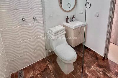 Casa de 3 alcobas en venta en Envigado, Envigado, 300 m² · foto 15 de 17